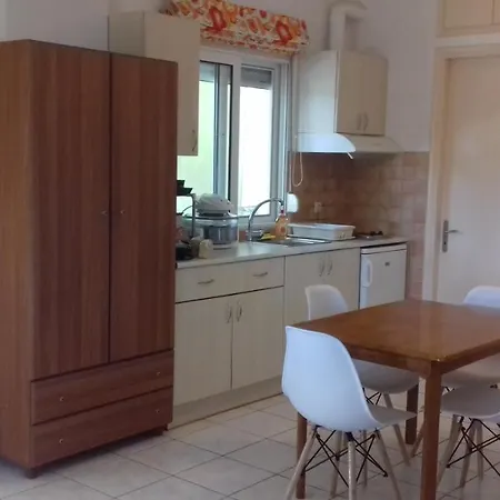 Potokia Apartment *